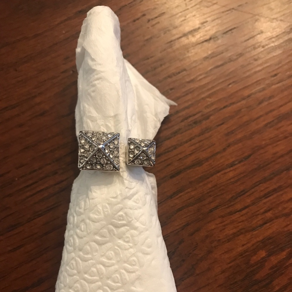 Statement ring